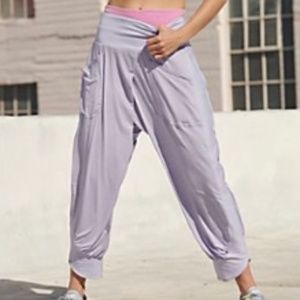 Free People a movement joggers